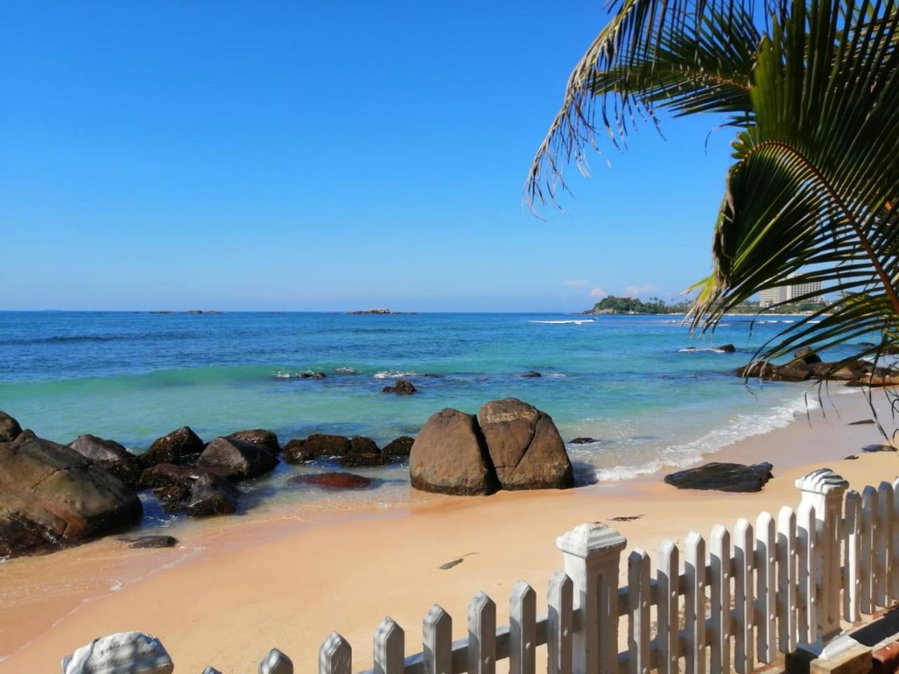 Happy Beach Resort أونا واتونا المظهر الخارجي الصورة